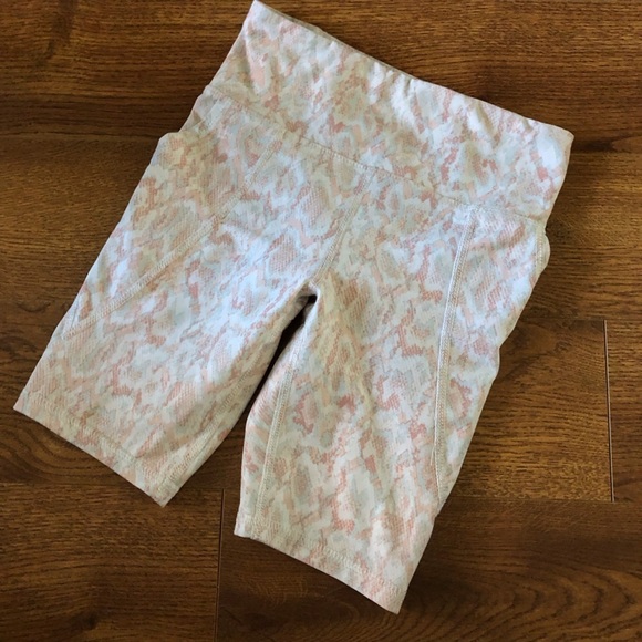 Old Navy active powersoft shorts size S (6-7) - Picture 1 of 5
